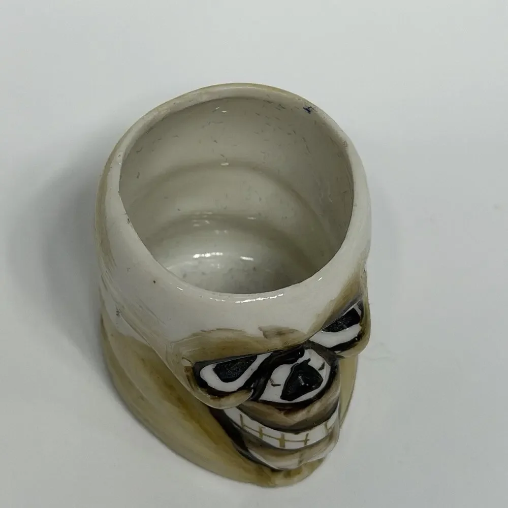 Unbranded vintage porcelain